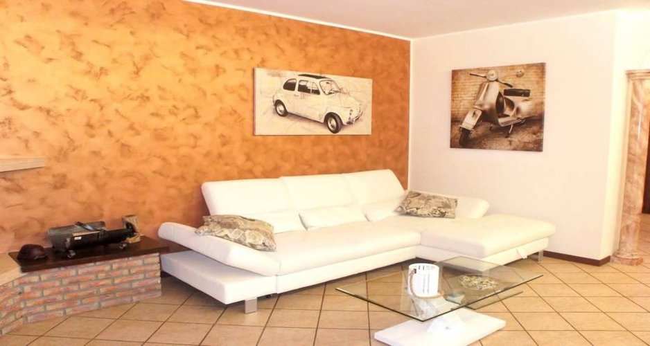 QUATTRO LOCALI CON CUCINA ABITABILE Masate