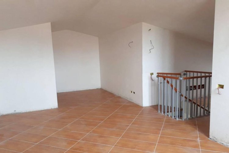 QUATTRO LOCALI DI RECENTE COSTRUZIONE Cambiago