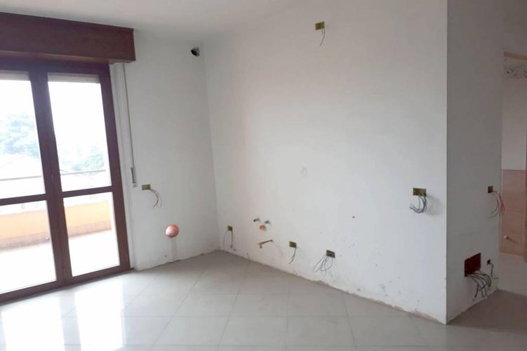 QUADRILOCALE DUPLEX CON TERRAZZO Cambiago