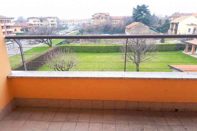 QUADRILOCALE DUPLEX CON TERRAZZO Cambiago