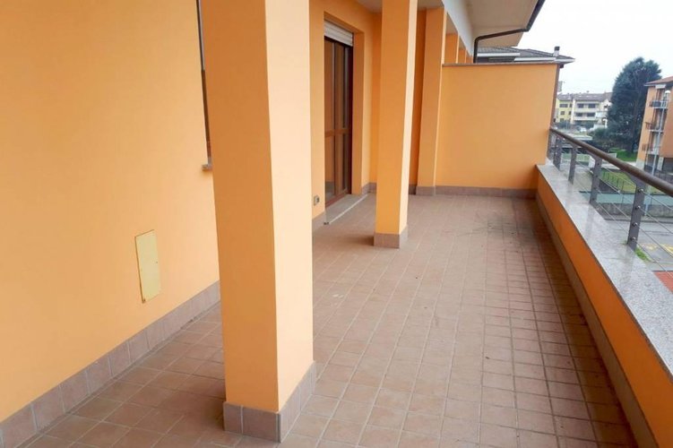 QUADRILOCALE DUPLEX CON TERRAZZO Cambiago