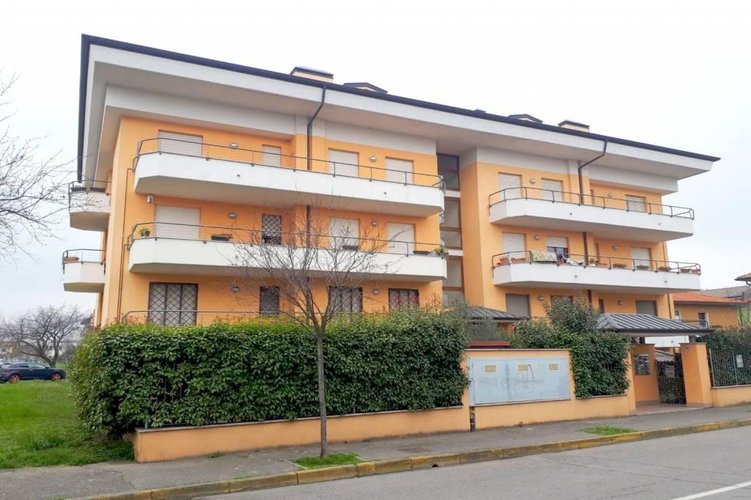 QUADRILOCALE DUPLEX CON TERRAZZO Cambiago