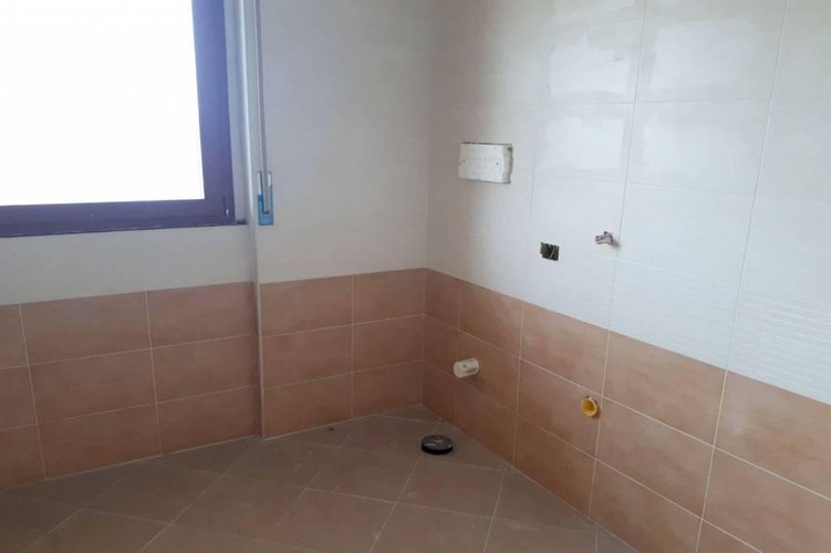 QUATTRO LOCALI CON AMPIO TERRAZZO Cambiago