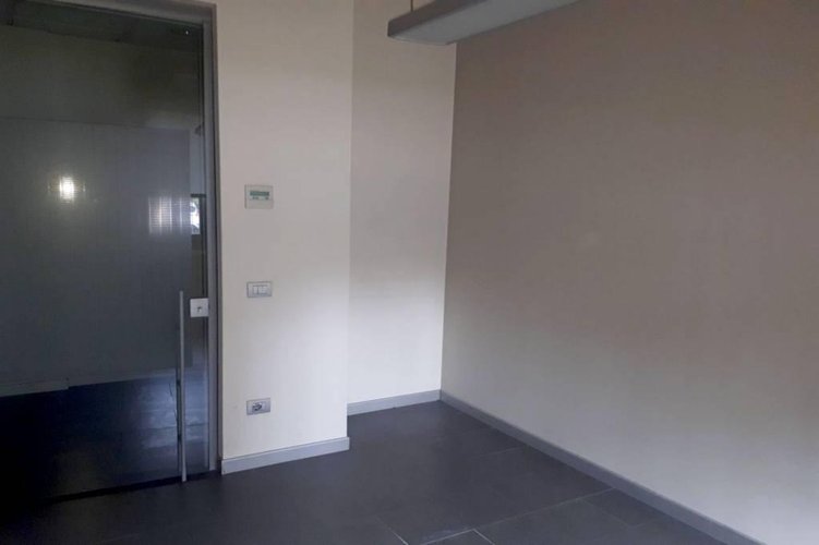 UFFICIO/ATTIVITA' COMMERCIALE IN CENTRO PAESE Carugate