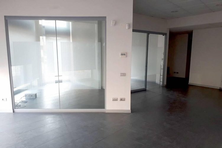 UFFICIO/ATTIVITA' COMMERCIALE IN CENTRO PAESE Carugate