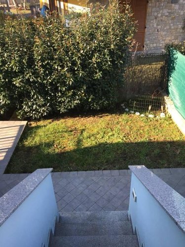 SPLENDIDO APPARTAMENTO IN VILLA DEL 2011 Masate