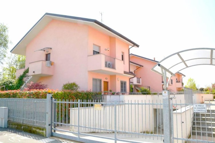 ATTICO CON GIARDINO E MANSARDA Masate