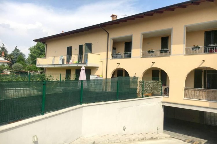 TRE LOCALI CON GIARDINO DEL 2015 Basiano