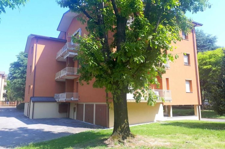 TRE LOCALI CON CUCINA ABITABILE VICINANZE MM2 Gessate