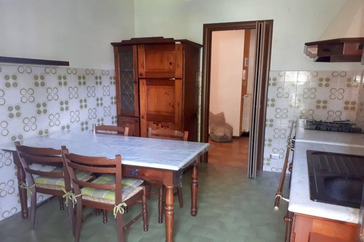 TRE LOCALI CON CUCINA ABITABILE VICINANZE MM2 Gessate