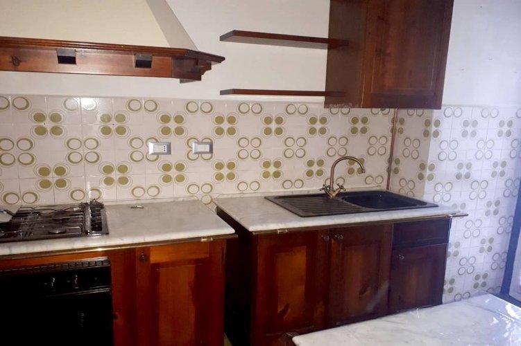 TRE LOCALI CON CUCINA ABITABILE VICINANZE MM2 Gessate