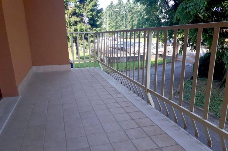 TRE LOCALI CON CUCINA ABITABILE VICINANZE MM2 Gessate