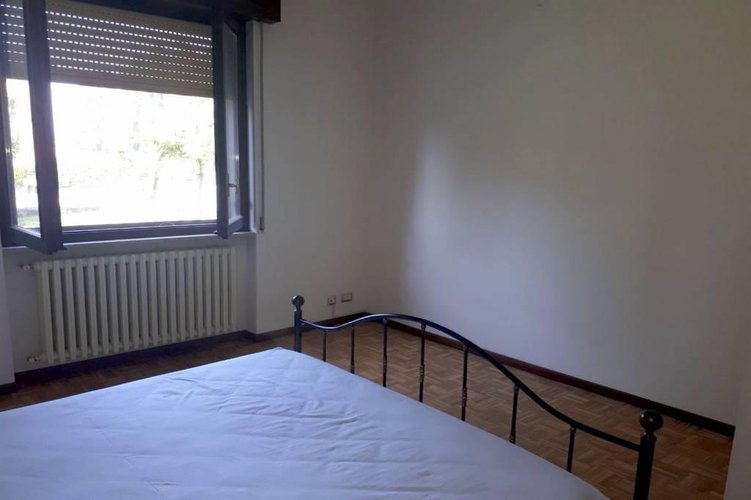 TRE LOCALI CON CUCINA ABITABILE VICINANZE MM2 Gessate