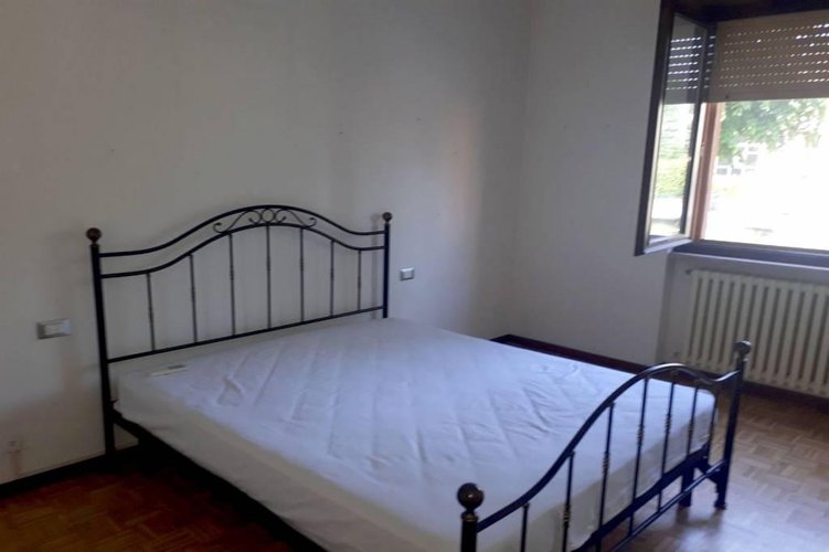 TRE LOCALI CON CUCINA ABITABILE VICINANZE MM2 Gessate