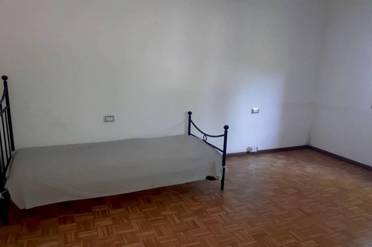 TRE LOCALI CON CUCINA ABITABILE VICINANZE MM2 Gessate