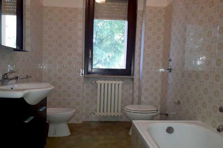 TRE LOCALI CON CUCINA ABITABILE VICINANZE MM2 Gessate