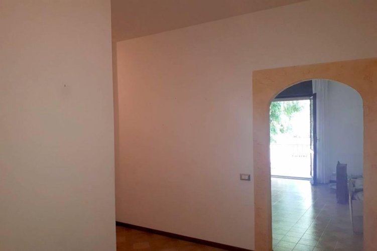 TRE LOCALI CON CUCINA ABITABILE VICINANZE MM2 Gessate