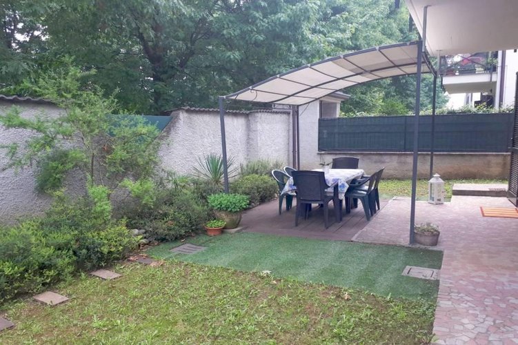 RECENTE BILOCALE CON GIARDINO Basiano