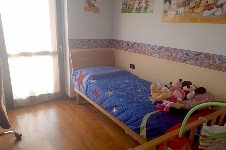 TRILOCALE CON TERRAZZO Masate