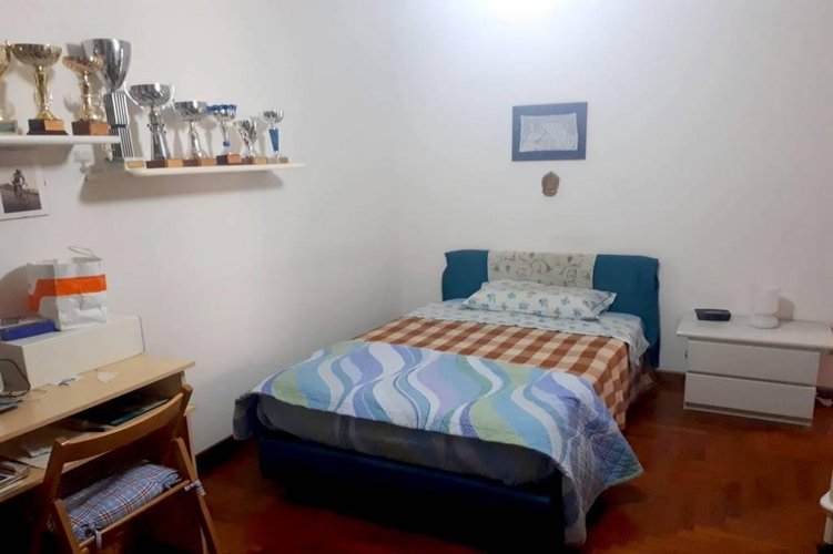 TRE LOCALI CON CUCINA ABITABILE IN CENTRO PAESE Carugate