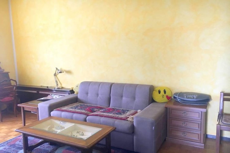 AMPIO TRE LOCALI AL PIANO ALTO Basiano