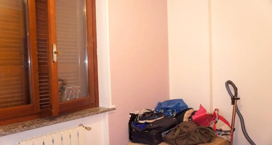 TRE LOCALI IN CENTRO PAESE Trezzano Rosa