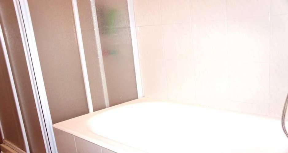 TRE LOCALI IN CENTRO PAESE Trezzano Rosa