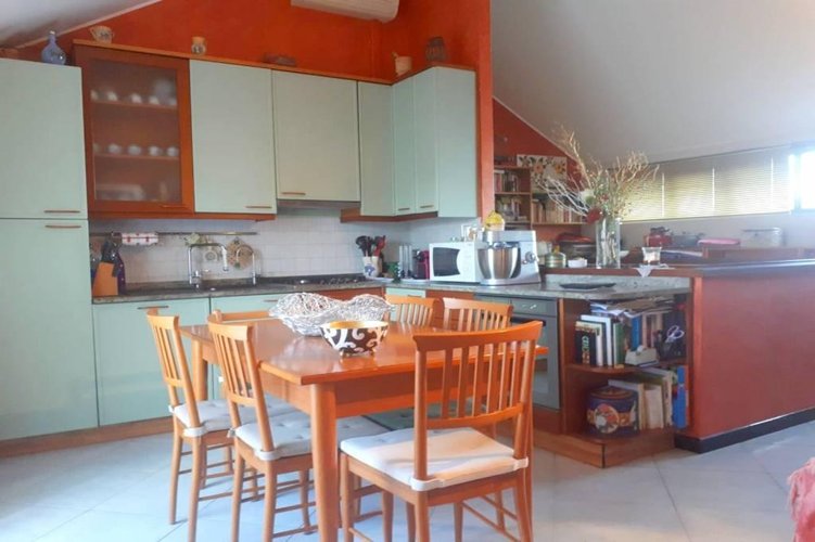 TRELOCALI DUPLEX IN CENTRO PAESE Carugate