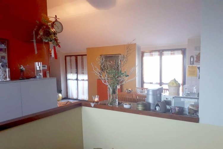 TRELOCALI DUPLEX IN CENTRO PAESE Carugate