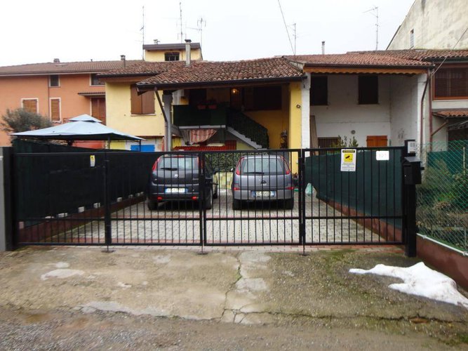 Casa indipendente Persico dosimo