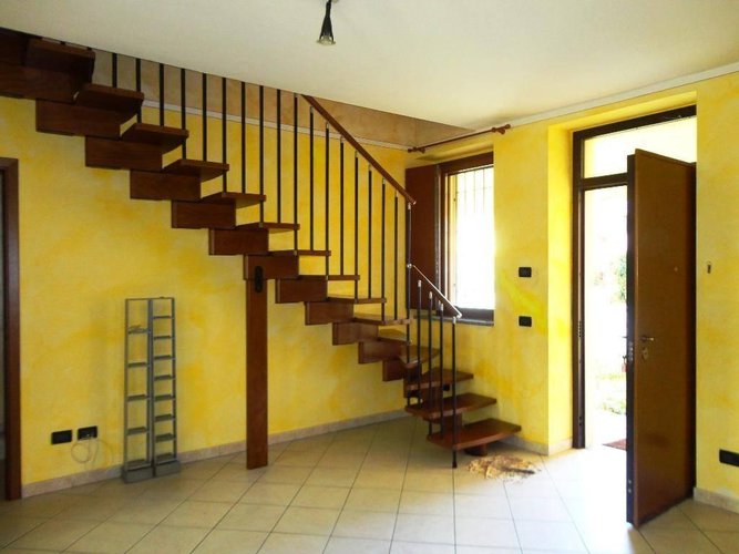 Casa indipendente Castelverde