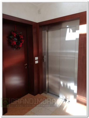 bilocale grande terrazzo vivibile piano alto Bergamo