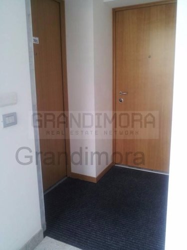 in contesto lusso bilocale con patio coperto e giardino Bergamo