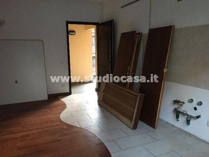 SEMI CENTRALE, BEN TENUTO!! Zogno