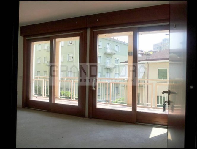 quadrilocale grande tripli servizi spazi esterni vivibili Bergamo