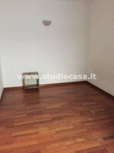 SEMI CENTRALE, BEN TENUTO!! Zogno