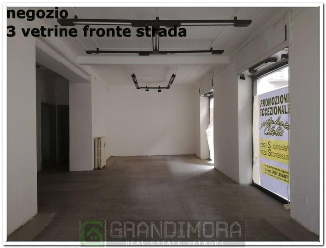 negozio centro storico Ponte San Pietro