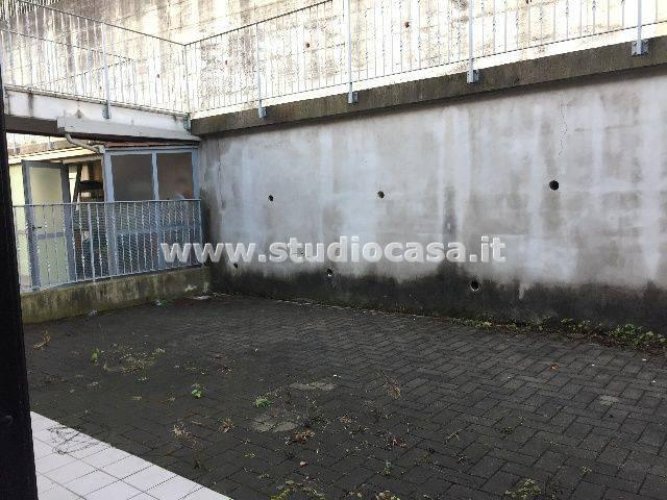 SEMI CENTRALE, BEN TENUTO!! Zogno