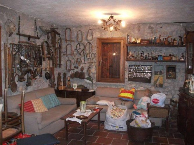 CASOLARE COMPLETAMENTE RISTRUTTURATO IN PIETRA A VISTA!! POS Zogno