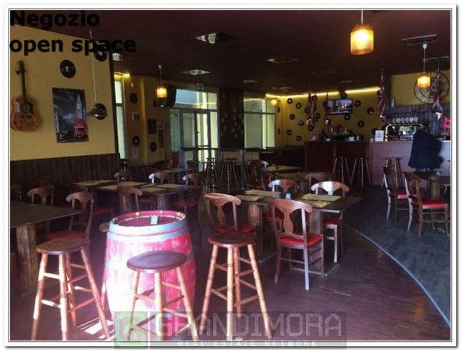 IMMOBILE COMMERCIALE ampio open space Trezzo sull'Adda