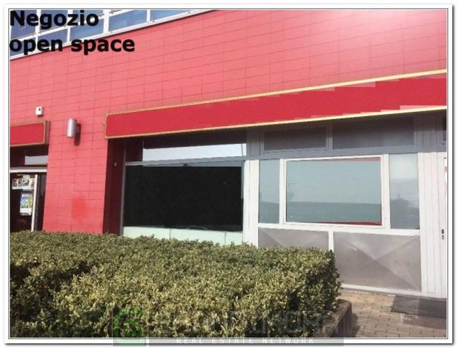 IMMOBILE COMMERCIALE ampio open space Trezzo sull'Adda