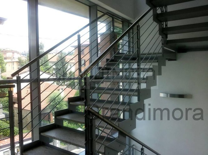 immobile al rustico in piccolo contesto lusso Bergamo