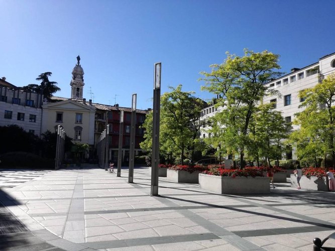 Negozio /ufficio signorile per investimento Bergamo