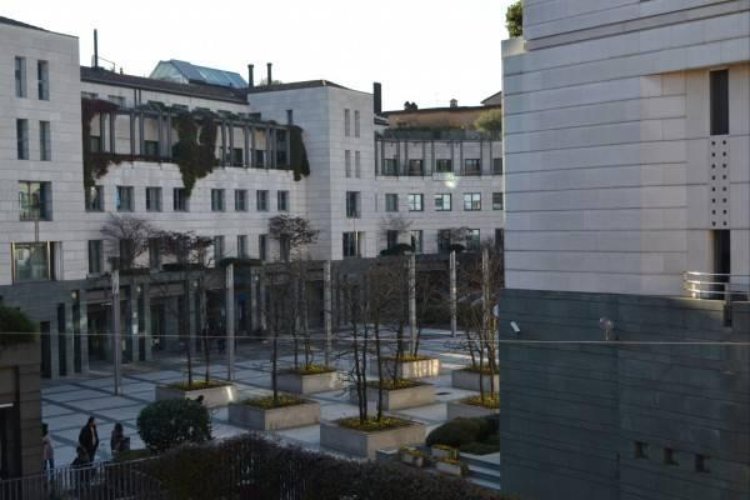 Negozio /ufficio signorile per investimento Bergamo