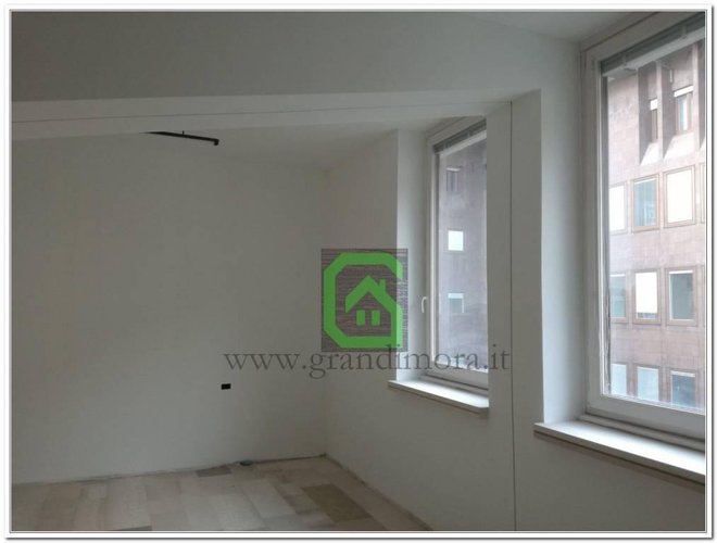 Ufficio nuovo con archivio Bergamo