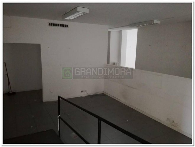 negozio ampia metratura Bergamo