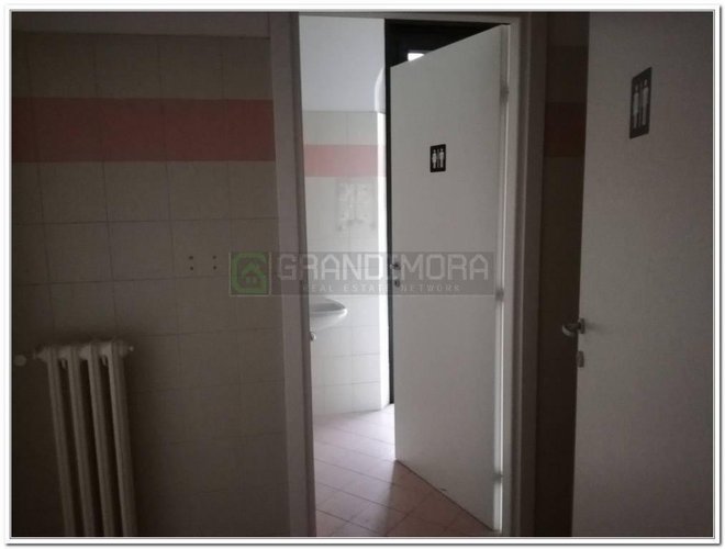 negozio ampia metratura Bergamo