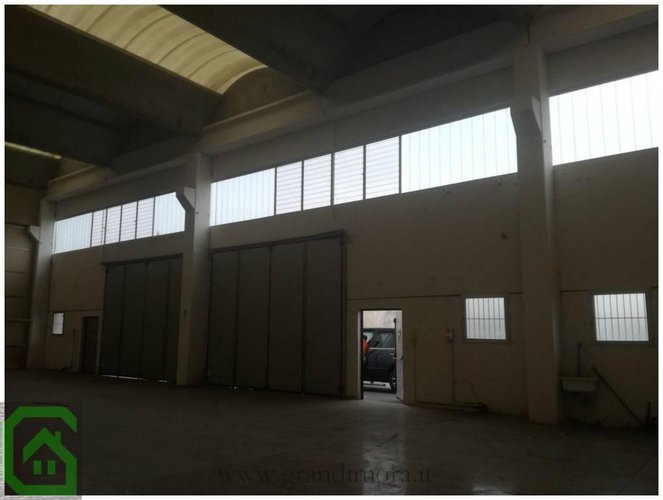 Capannoni varie dimensioni accorpabili Caravaggio
