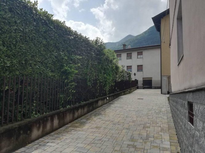 Grande appartamento unico al piano Pian camuno