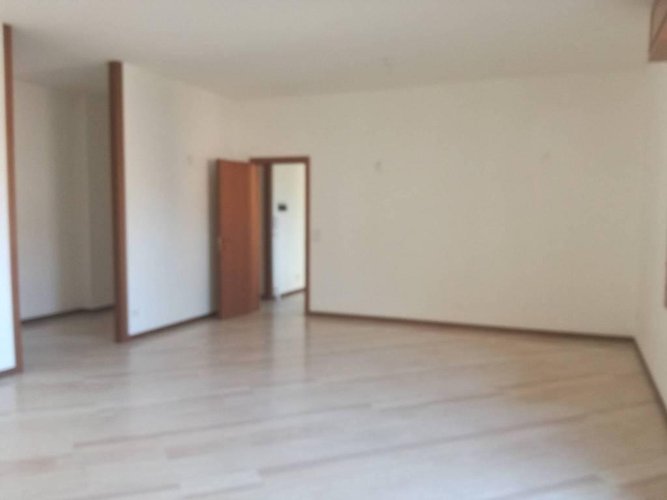 Ultimo piano quadrilocale panoramico piu mansarda Bergamo